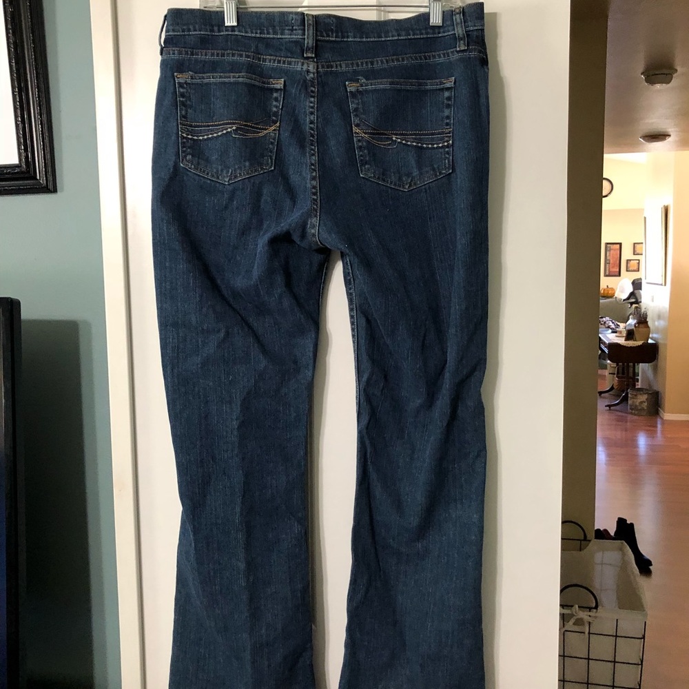 🚫SOLD🚫Women’s Wrangler Jeans👖- Size 12
